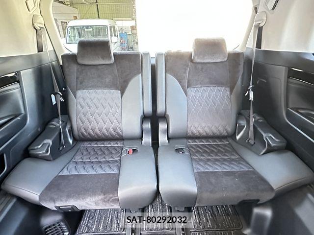 Toyota ALPHARD 2015-07 8097795-17