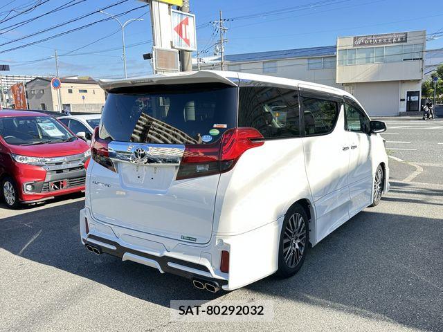 Toyota ALPHARD 2015-07 8097795-4