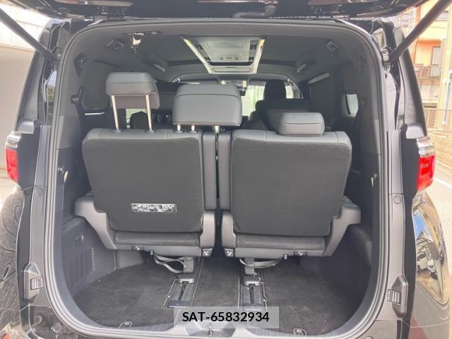 Toyota ALPHARD 2023-09 8097746-9