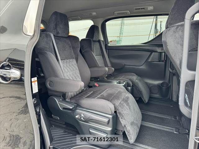 Toyota ALPHARD 2019-09 8097786-19