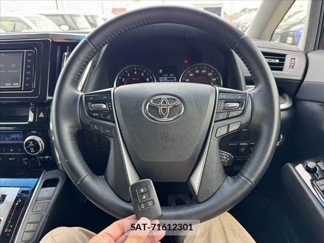Toyota ALPHARD 2019-09 8097786-6