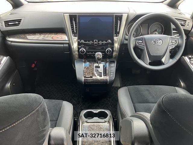 Toyota ALPHARD 2023-04 8097753-1