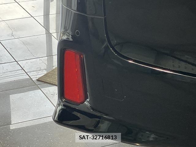 Toyota ALPHARD 2023-04 8097753-21