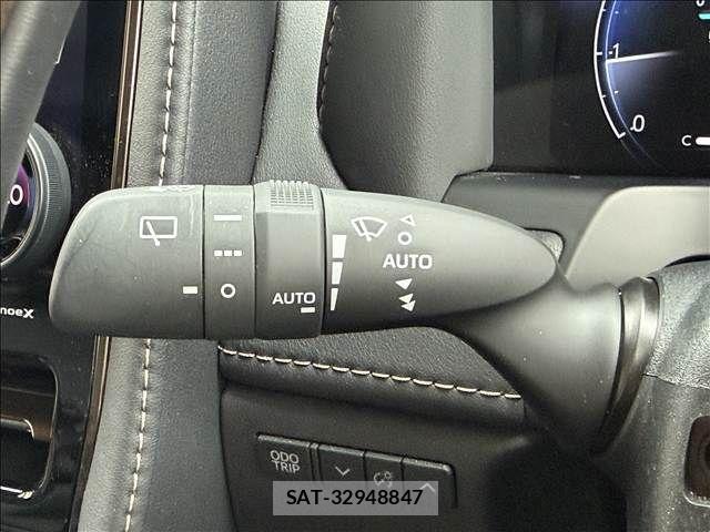Toyota ALPHARD 2025-06 8097750-28