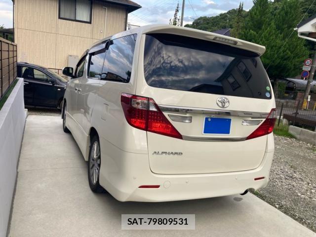 Toyota ALPHARD 2013-05 8097816-6
