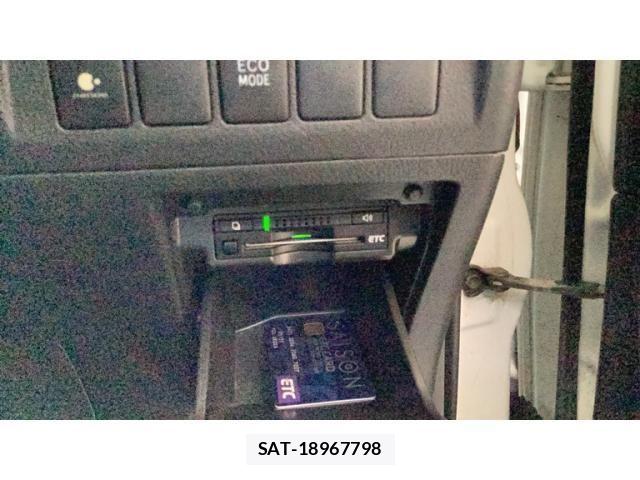 Toyota ALPHARD 2012-10 8097820-17