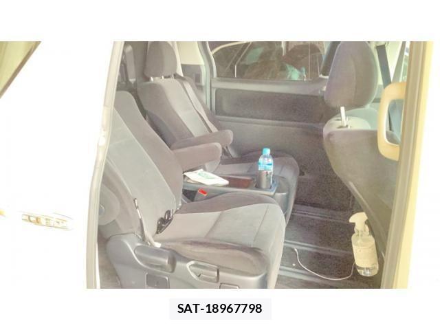 Toyota ALPHARD 2012-10 8097820-18