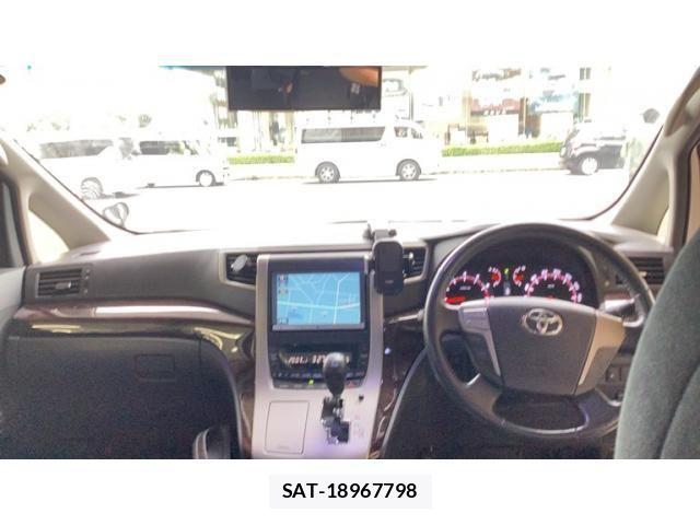 Toyota ALPHARD 2012-10 8097820-20