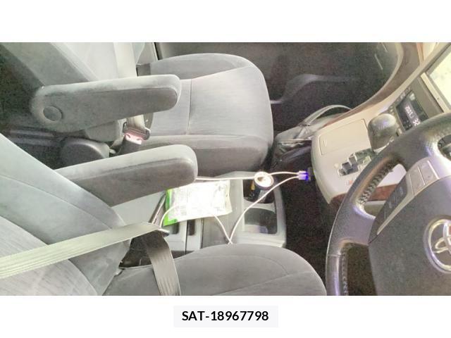 Toyota ALPHARD 2012-10 8097820-21