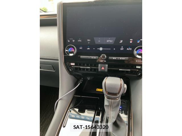 Toyota ALPHARD 2023-08 8097741-12