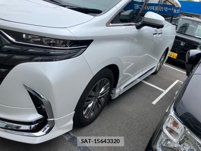 Toyota ALPHARD 2023-08 8097741-2