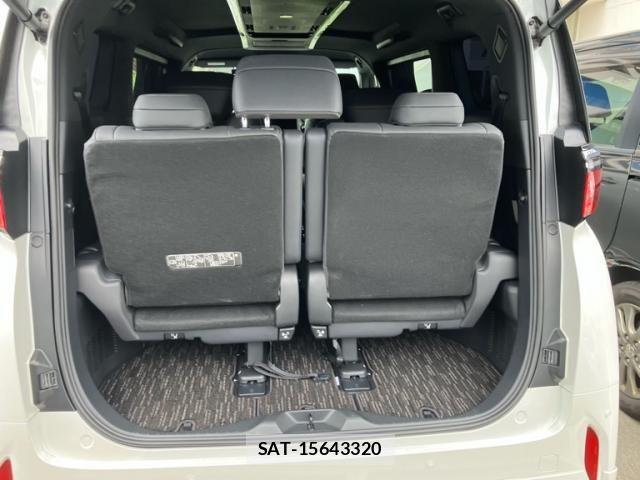 Toyota ALPHARD 2023-08 8097741-4