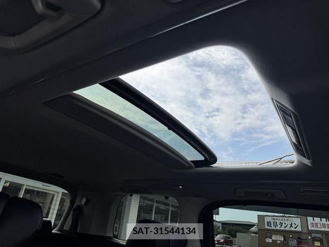 Toyota ALPHARD 2020-03 8128685-12
