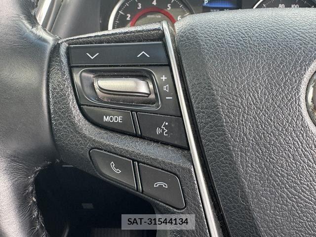 Toyota ALPHARD 2020-03 8128685-14
