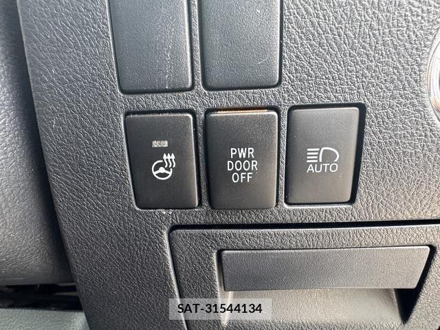 Toyota ALPHARD 2020-03 8128685-22