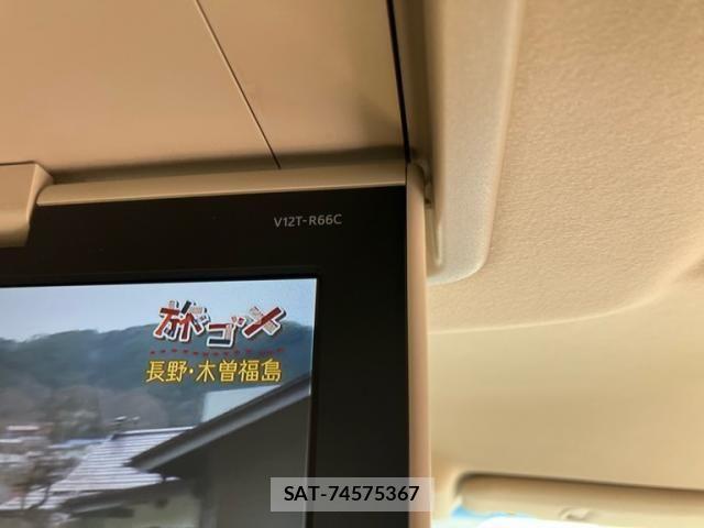 Toyota ALPHARD 2018-02 8128688-13