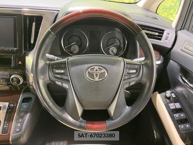 Toyota ALPHARD 2017-12 8128689-11