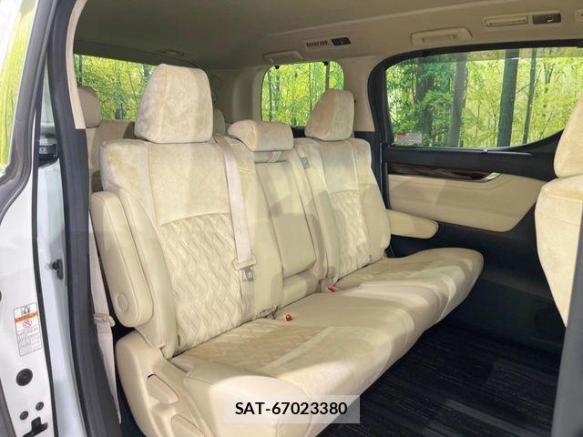 Toyota ALPHARD 2017-12 8128689-8