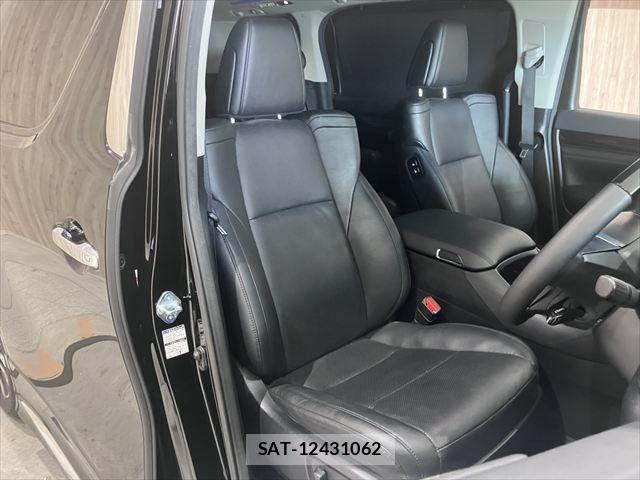 Toyota ALPHARD 2019-02 8128677-11