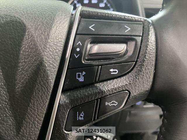 Toyota ALPHARD 2019-02 8128677-17
