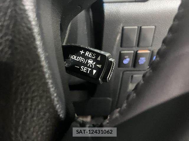 Toyota ALPHARD 2019-02 8128677-18