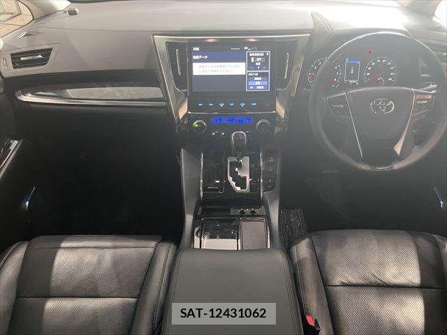 Toyota ALPHARD 2019-02 8128677-2