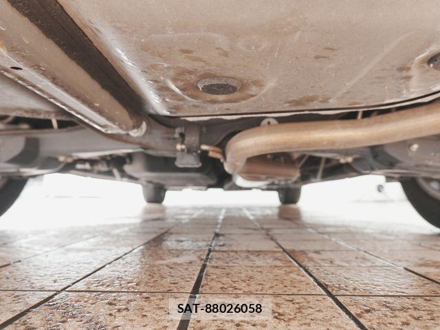 Toyota ALPHARD 2017-09 8128692-28