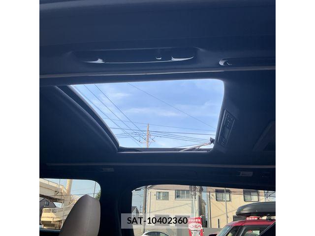 Toyota ALPHARD 2017-03 8128686-11