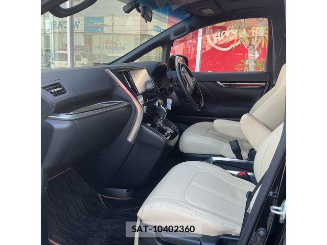 Toyota ALPHARD 2017-03 8128686-1