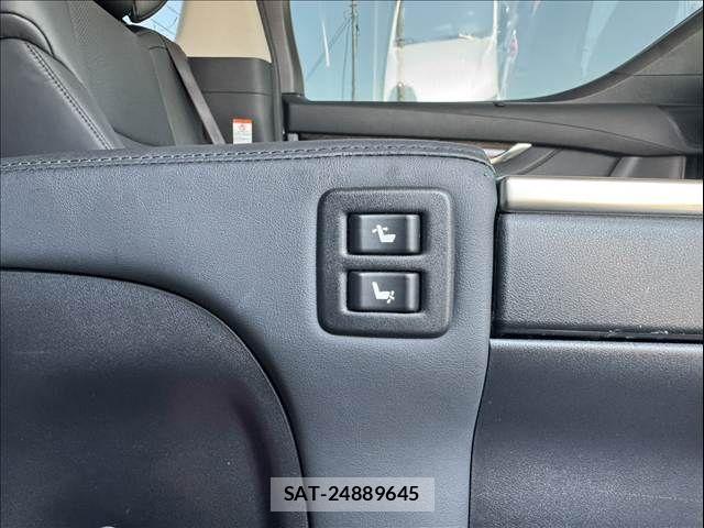 Toyota ALPHARD 2021-10 8128646-28
