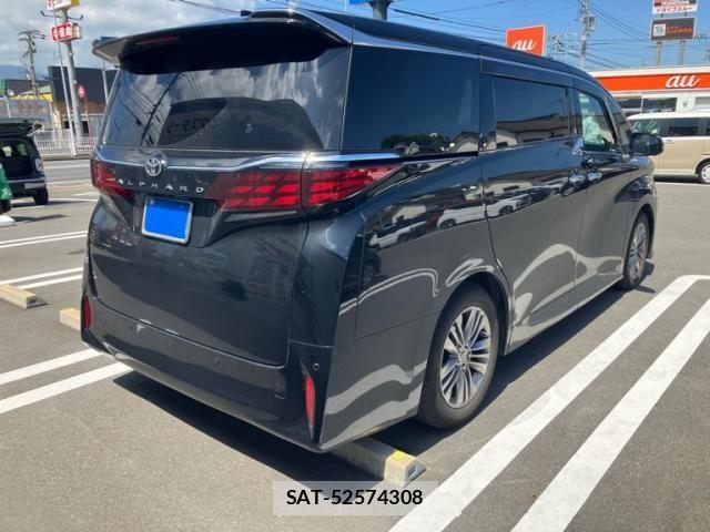Toyota ALPHARD 2024-04 8128628-3