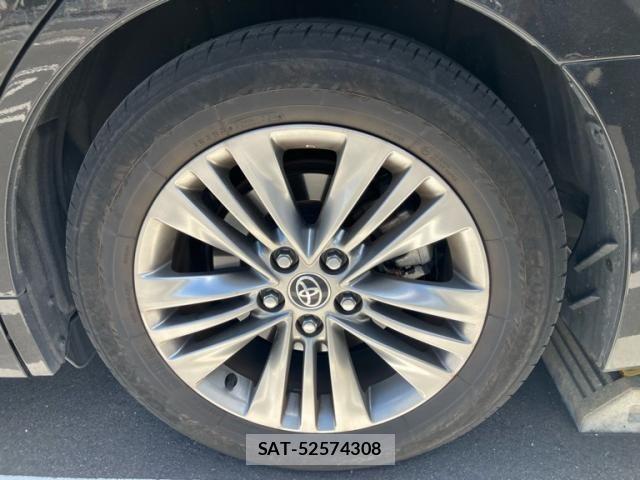 Toyota ALPHARD 2024-04 8128628-8