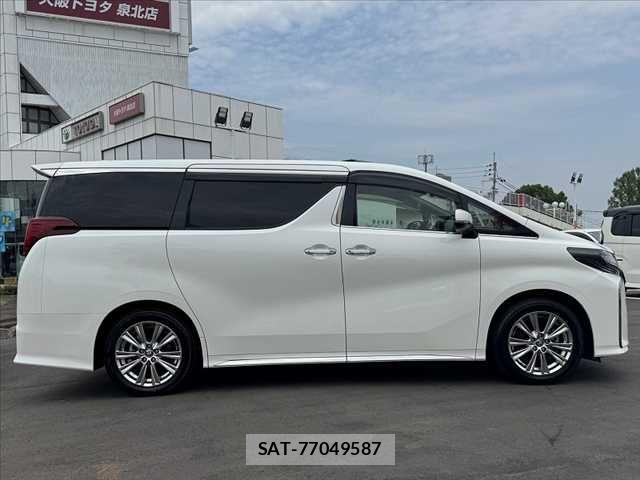 Toyota ALPHARD 2020-06 8128669-11