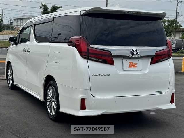 Toyota ALPHARD 2020-06 8128669-12
