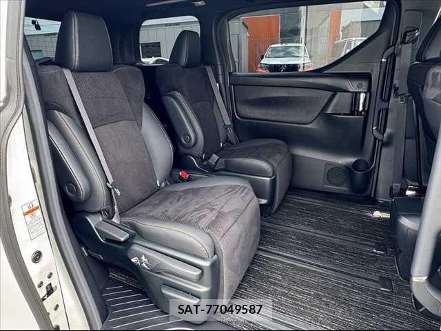 Toyota ALPHARD 2020-06 8128669-17