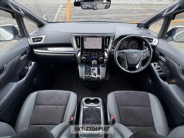 Toyota ALPHARD 2020-06 8128669-1