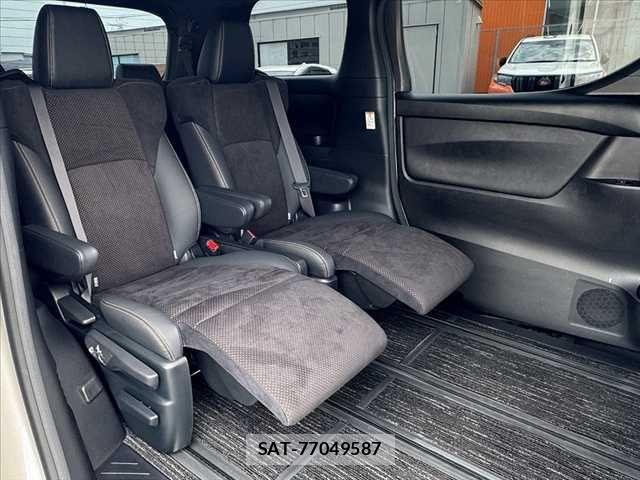 Toyota ALPHARD 2020-06 8128669-19