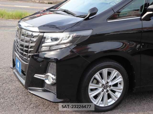 Toyota ALPHARD 2017-09 8128704-12