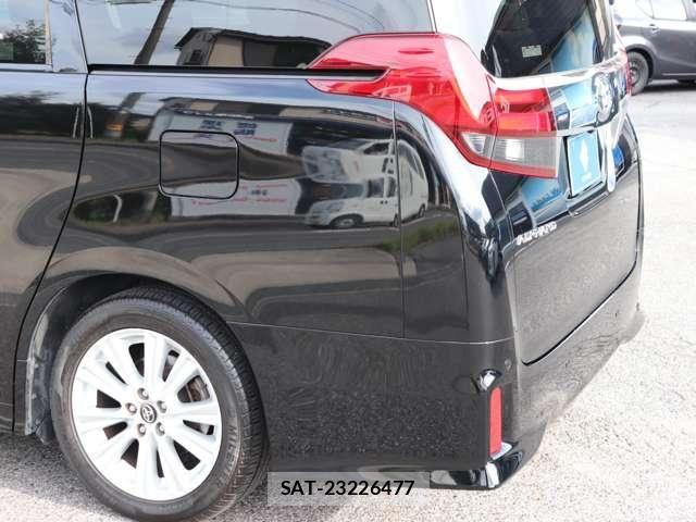 Toyota ALPHARD 2017-09 8128704-13