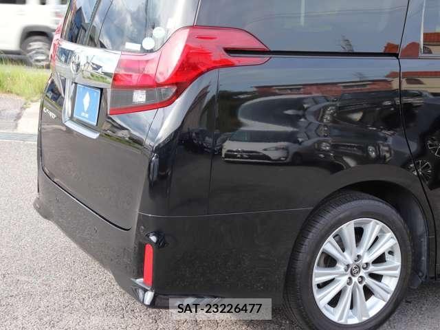Toyota ALPHARD 2017-09 8128704-14