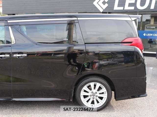 Toyota ALPHARD 2017-09 8128704-8