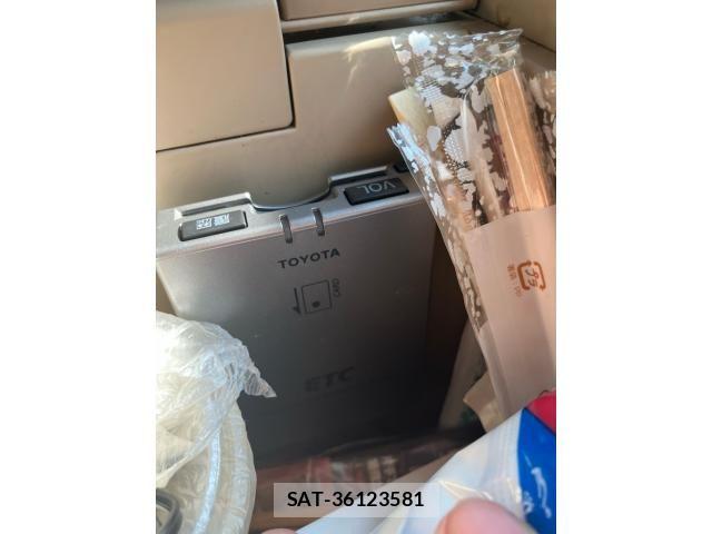 Toyota ALPHARD 2005-08 8128710-24