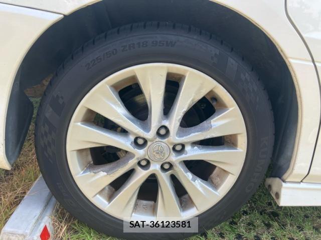 Toyota ALPHARD 2005-08 8128710-5