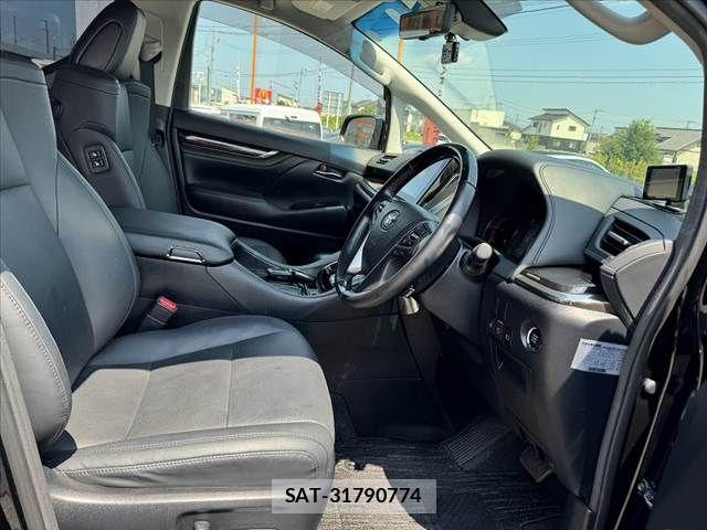 Toyota ALPHARD 2022-10 8128647-15