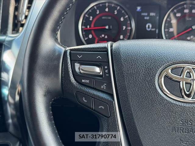 Toyota ALPHARD 2022-10 8128647-26