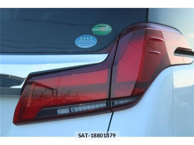 Toyota ALPHARD 2019-05 8128676-13