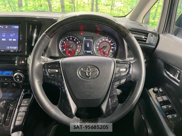 Toyota ALPHARD 2018-09 8128687-11