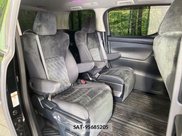 Toyota ALPHARD 2018-09 8128687-8