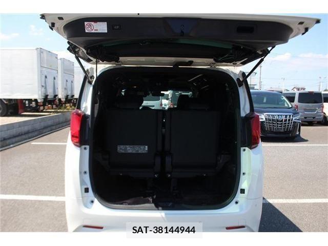 Toyota ALPHARD 2019-10 8128684-28