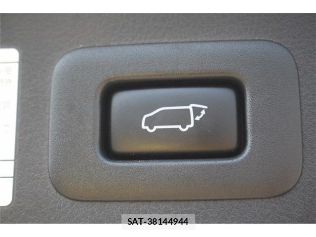 Toyota ALPHARD 2019-10 8128684-5